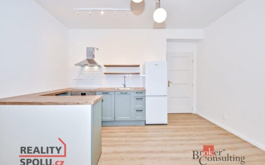 Pronájem bytu 2+kk, 42 m² – Praha, Smíchov, ulice Křížová