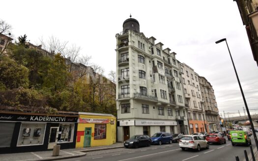 Pronájem bytu 2+kk, 63 m² – Praha, Žižkov, ulice Husitská