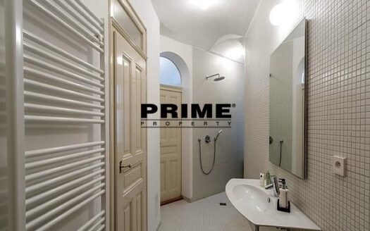 Pronájem bytu 2+1, 76 m² – Praha, Staré Město, ulice Martinská