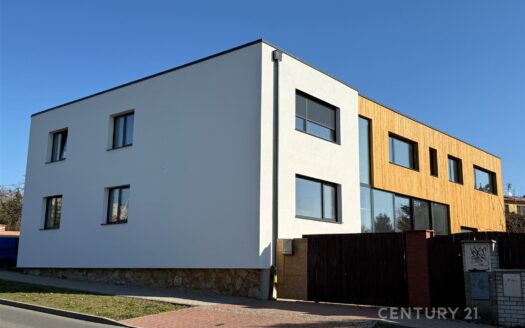 Pronájem bytu 3+kk, 70 m² – Praha, Horní Počernice, ulice Božanovská