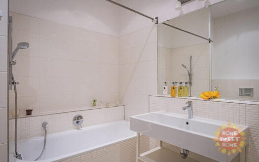 Pronájem bytu 2+kk, 73 m² – Praha, Staré Město, ulice Na Perštýně