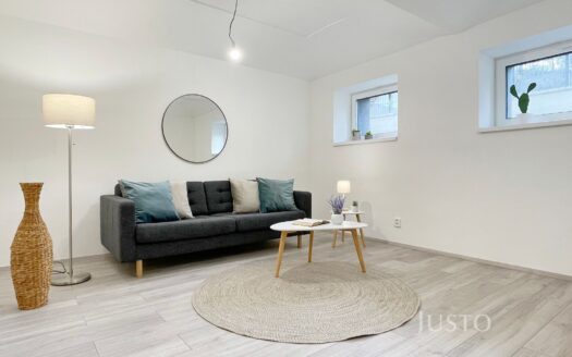 Prodej bytu 3+1, 66 m² – Praha, Zbraslav, ulice Žitavského