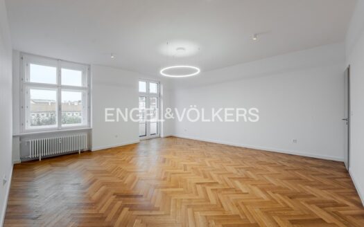 Pronájem bytu 3+1, 126 m² – Praha, Nové Město, ulice Karlovo náměstí