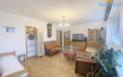 Pronájem bytu 3+1, 75 m² – Praha, Michle, ulice Pod dálnicí