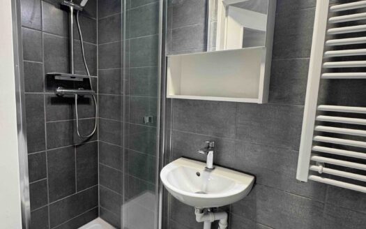 Pronájem bytu 2+kk, 32 m² – Praha, Břevnov, ulice Cvičebná