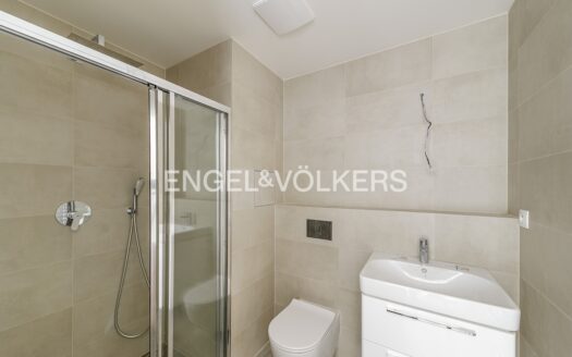 Pronájem bytu 2+kk, 50 m² – Praha, Smíchov, ulice Na Valentince