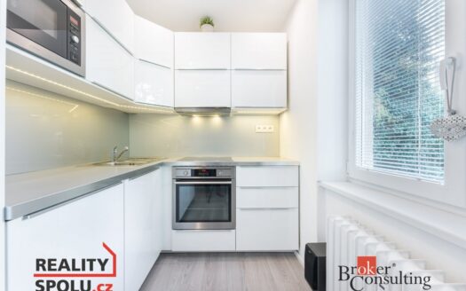 Pronájem bytu 3+1, 62 m² – Praha, Libeň, ulice Konšelská