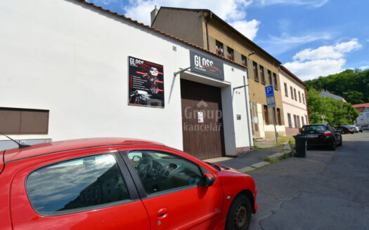 Pronájem Garáže, 21 m² – Praha, Michle, ulice Kapitulská