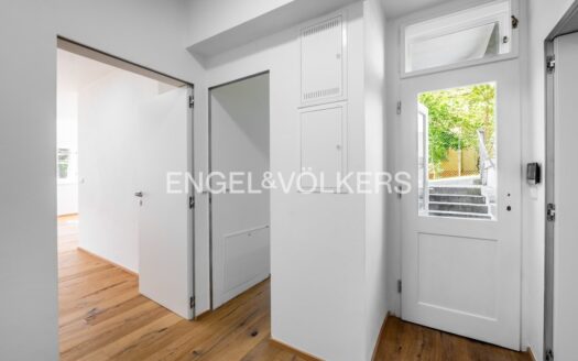 Prodej bytu 2+kk, 50 m² – Praha, Dejvice, ulice Komornická