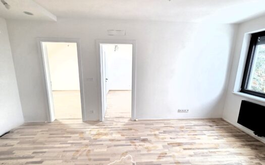 Prodej bytu 3+kk, 62 m² – Praha, Dolní Chabry, ulice Kobyliská