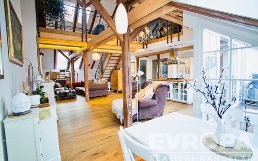 Prodej bytu 5+kk, 240 m² – Praha, Holešovice, ulice Pplk. Sochora