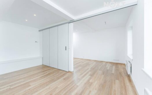 Prodej bytu 2+kk, 55 m² – Praha, Vysočany, ulice Novovysočanská