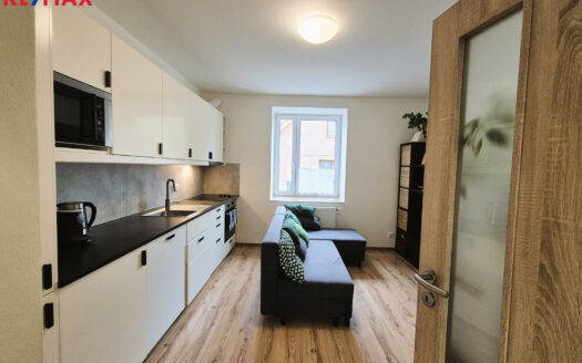 Prodej bytu 2+kk, 46 m² – Praha, Lochkov, ulice Cementářská