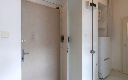 Pronájem bytu 1+kk, 26 m² – Praha, Holešovice, ulice Dělnická