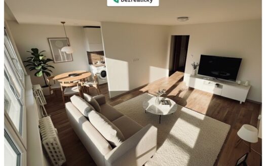 Prodej bytu 4+1, 104 m² – Praha, Staré Město, ulice Smikova