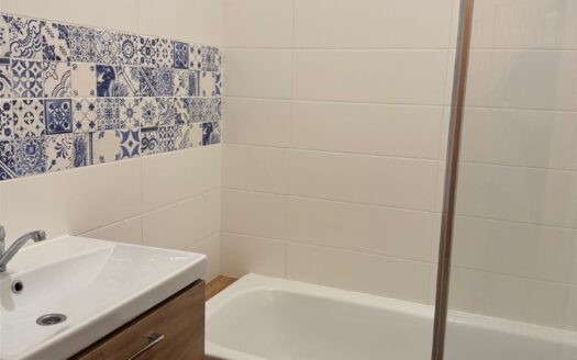 Pronájem bytu 2+kk, 53 m² – Praha, Vysočany, ulice Špitálská