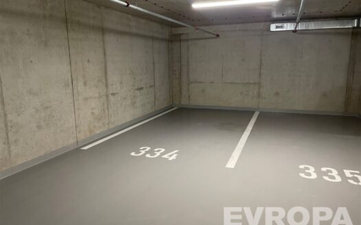 Pronájem Garážová stání, 16 m² – Praha, Strašnice, ulice Ramonova