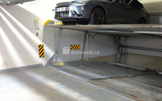 Prodej Garáže, 16 m² – Praha, Kbely, ulice Pod Nouzovem