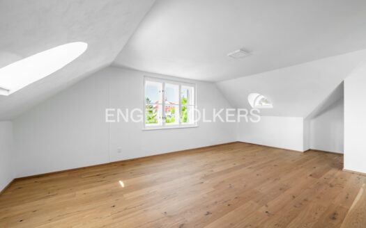 Prodej bytu 3+kk, 149 m² – Praha, Dejvice, ulice Komornická