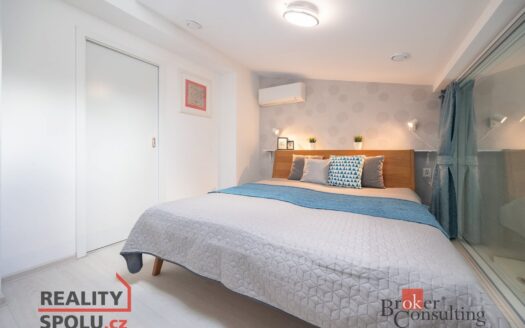 Prodej bytu 4+kk, 93 m² – Praha, Hrdlořezy, ulice Českobrodská