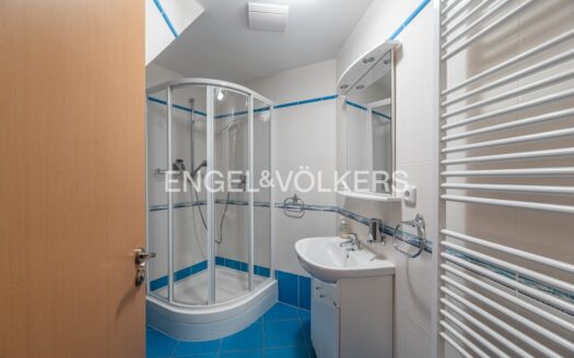 Prodej bytu 3+kk, 101 m² – Praha, Suchdol, ulice Suchdolské náměstí