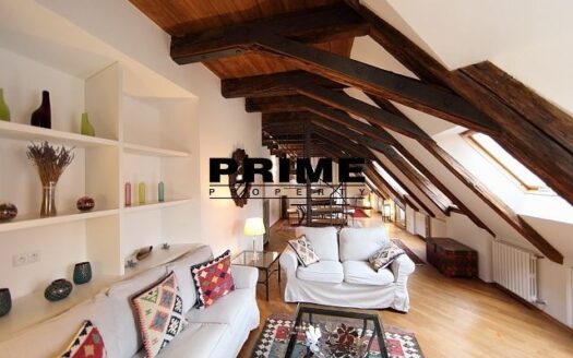 Pronájem bytu 4+kk, 221 m² – Praha, Malá Strana, ulice Vlašská