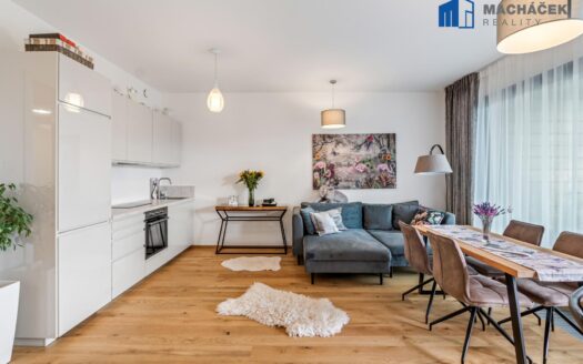 Prodej bytu 2+kk, 60 m² – Praha, Smíchov, ulice Podbělohorská