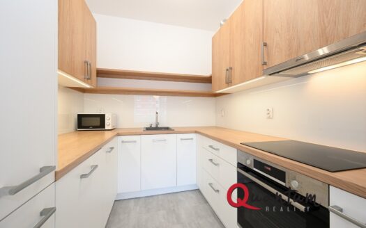 Pronájem bytu 2+kk, 53 m² – Praha, Staré Město, ulice Remízková
