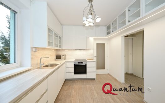 Pronájem bytu 3+1, 90 m² – Praha, Suchdol, ulice K Horoměřicům