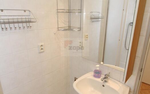 Pronájem bytu 1+kk, 34 m² – Praha, Záběhlice, ulice K prádelně