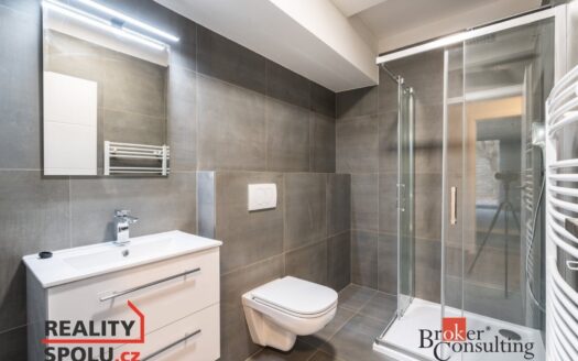 Prodej bytu 4+kk, 117 m² – Praha, Hostavice, ulice Písčitá