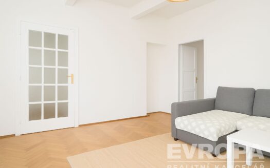 Prodej bytu 2+1, 60 m² – Praha, Holešovice, ulice Schnirchova