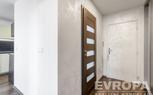 Prodej bytu 2+kk, 40 m² – Praha, Braník, ulice Novodvorská