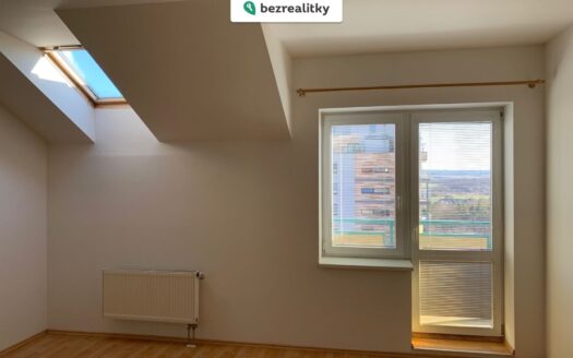 Prodej bytu 1+kk, 34 m² – Praha, Horní Měcholupy, ulice Padovská