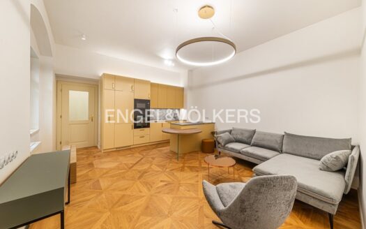 Pronájem bytu 2+kk, 48 m² – Praha, Malá Strana, ulice Nosticova