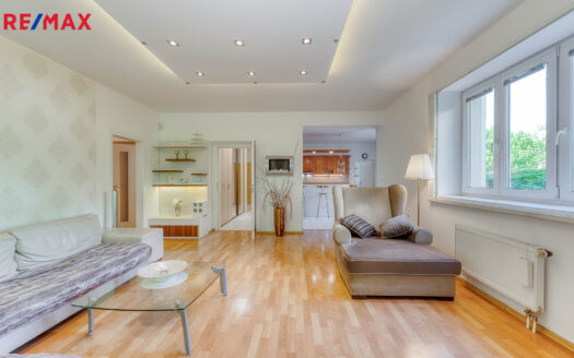 Prodej bytu 4+1, 124 m² – Praha, Smíchov, ulice Na Hřebenkách