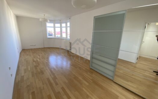 Prodej bytu 2+kk, 72 m² – Praha, Vinohrady, ulice Boleslavská