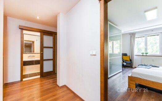 Pronájem bytu 3+1, 78 m² – Praha, Strašnice, ulice Krupská