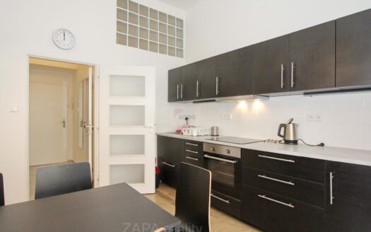 Pronájem bytu 2+kk, 42 m² – Praha, Smíchov, ulice Grafická