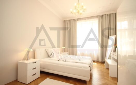 Pronájem bytu 4+1, 140 m² – Praha, Staré Město, ulice Staré Město