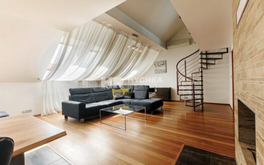 Pronájem bytu 3+kk, 159 m² – Praha, Vinohrady, ulice Korunní