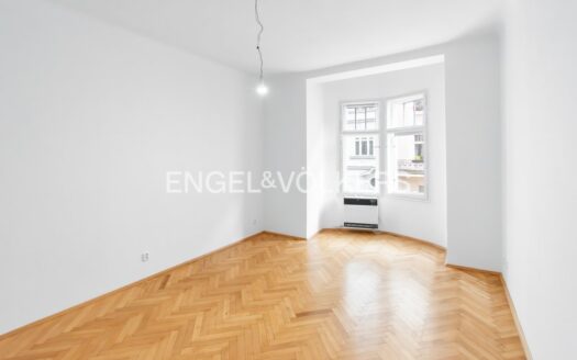 Pronájem bytu 3+kk, 75 m² – Praha, Vršovice, ulice Na spojce