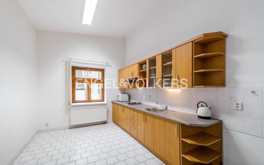 Pronájem bytu 3+kk, 123 m² – Praha, Karlín, ulice Pobřežní