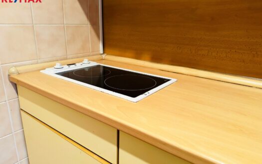 Prodej bytu 2+kk, 43 m² – Praha, Chodov, ulice Hráského