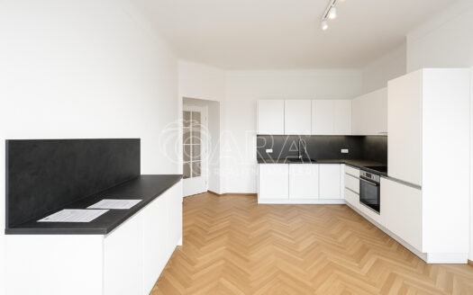 Pronájem bytu 4+1, 147 m² – Praha, Vinohrady, ulice Polská