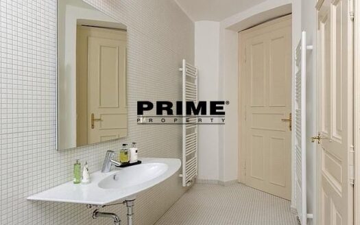 Pronájem bytu 2+1, 76 m² – Praha, Staré Město, ulice Martinská