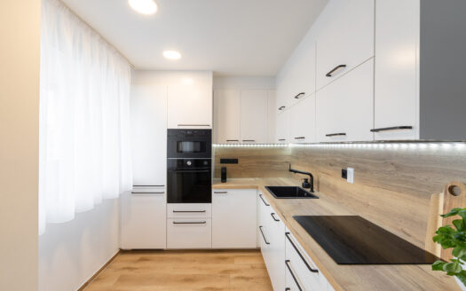 Prodej bytu 4+kk, 80 m² – Praha, Krč, ulice Hurbanova
