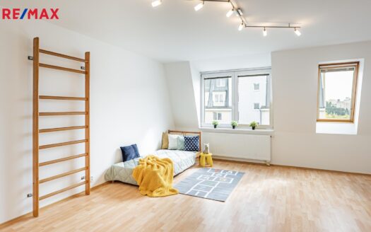 Pronájem bytu 4+1, 139 m² – Praha, Chodov, ulice Šternovská