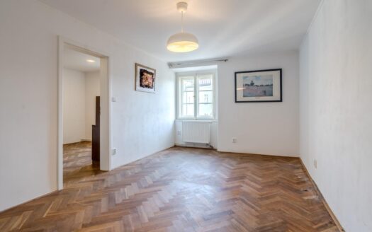 Pronájem bytu 2+1, 56 m² – Praha, Malá Strana, ulice Újezd