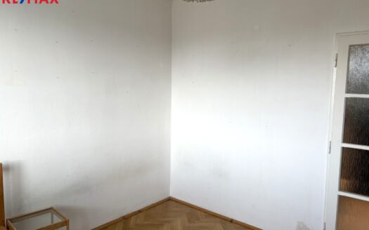 Pronájem bytu 3+1, 59 m² – Praha, Vinohrady, ulice Pod Rapidem